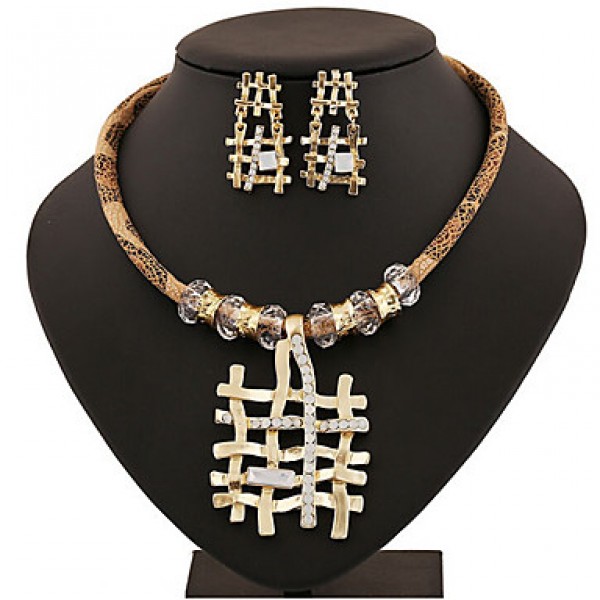 Europe exaggerated retro fashion rattan Pendant Necklace Earrings Set  