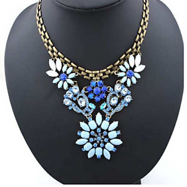 Europe and the diamond necklace exaggerated retro short flowers  