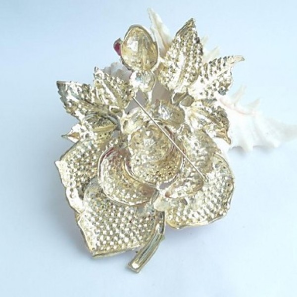 Women's Trendy Alloy Rhinestone Crystal Flower Rose Brooch Pin